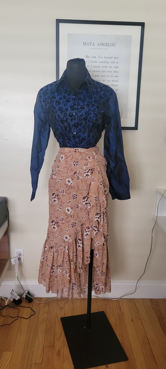 Vintage silk shirt with Gem