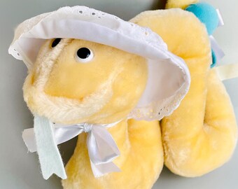 Dakin ぬいぐるみヘビ、ボンネットに入ったヴィンテージキッチュな