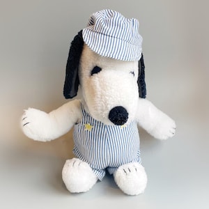 Snoopy Peanuts Plush Toy Train Driver Outfit, 60&#39;s Snoopy Cuddly Toy, United Feature Snoopy Black White Dog Plush Snoopy Peanuts Collectible