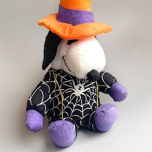 Snoopy Halloween Peanuts Plush Toy, Whitmans Halloween Witch Snoopy, United Feature Snoopy Black White Dog Plush Spiderweb With