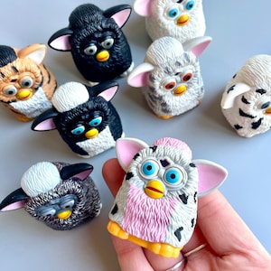 Vintage Furby Mini Figures, CHOOSE YOUR OWN, Plastic Furby Game Pieces Find Furby Tiger Electronic Spares Repairs