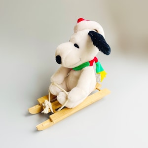 Snoopy Peanuts Plush, Vintage Snoopy Doll On Sledge,Winter Sledging Snoopy Wooden Sledge Snoopy With Scarf & Santa Hat