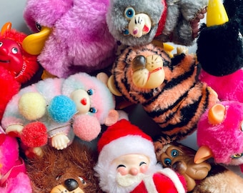 Vintage Clip On Hugger Gripper Toys |CHOOSE YOUR OWN| 80s Retro Curtain Clip Toys, Care Bears, Kitsch Birds, Christmas