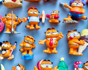 Vintage Garfield Figures, CHOOSE YOUR OWN, Garfield Bully Figures, Garfield Key Rings, 80's Garfield Cat Collectibles