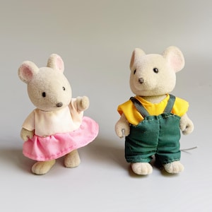 Maple Town Forest Families Mice Rats, CHOOSE YOUR OWN, Mini Vintage Flocked 90's Figures, Sylvanian Families Type Arthur Rattz Marty Mouse