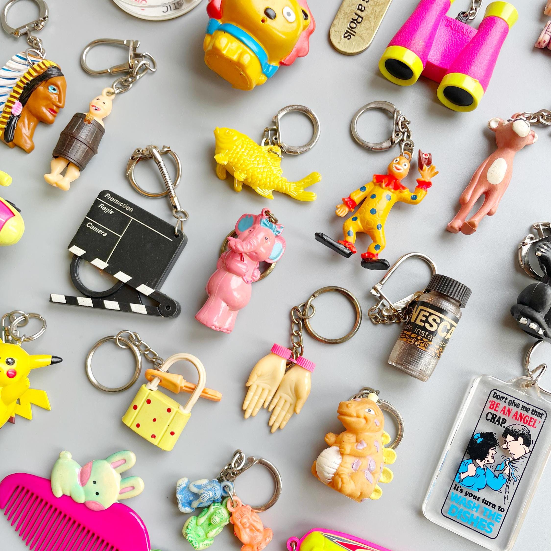 90's Keychains, CHOOSE YOUR OWN, Nostalgic Keyrings, Souvenir