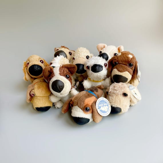 The Dog Plush, Mcdonalds Happy Meal 2005 the Dog Plushies Artlist