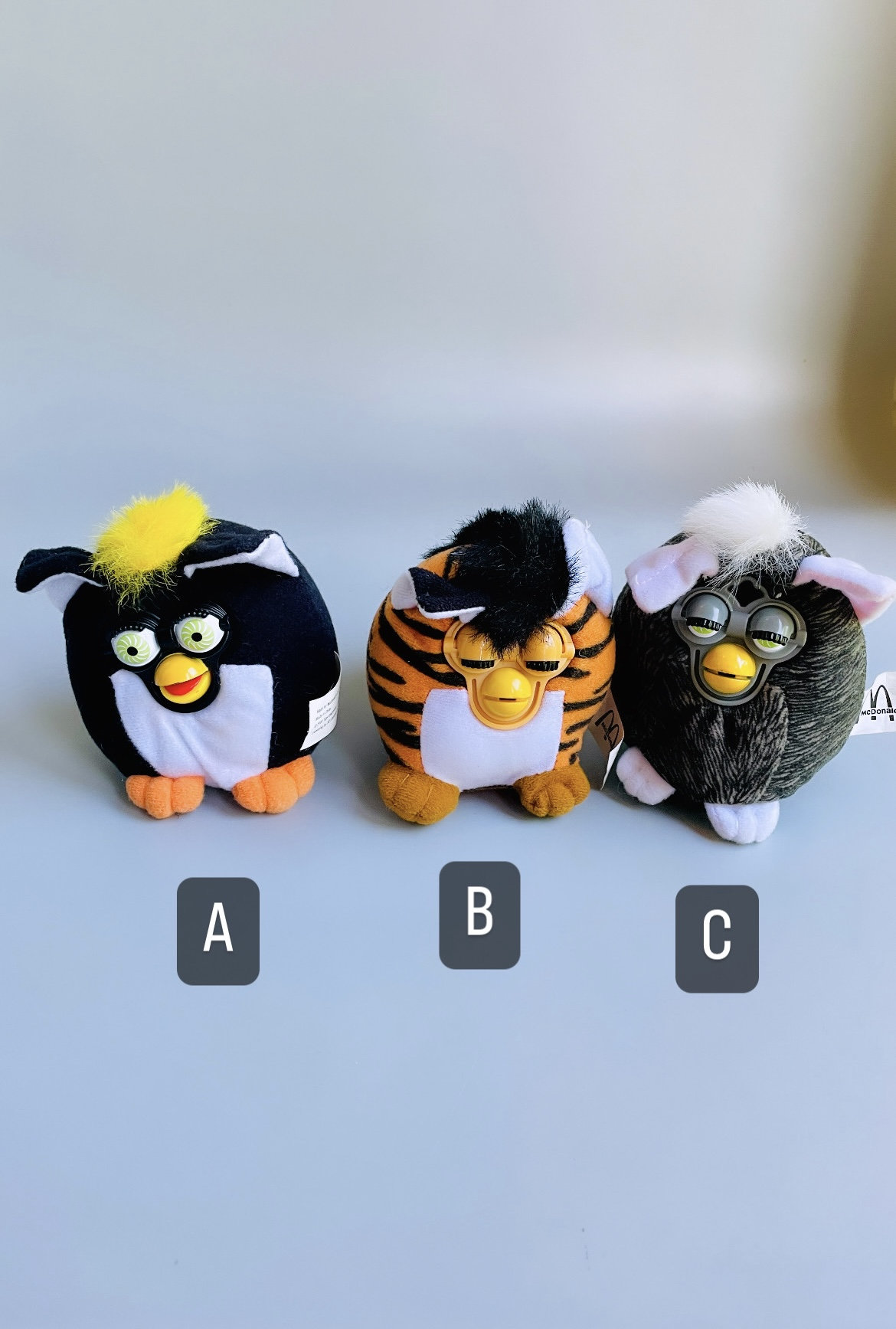 マクドナルド ファービー シェルビー 2001 - 自分だけのものを選ぼう