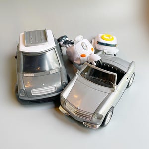 Bratz Mini Dolls Vehicles, CHOOSE YOUR OWN, Lil Bratz Small Dolls Car Moped, Moto-Bike Lil Bratz, Mini Coupe, Cool Convertible 2000's Car