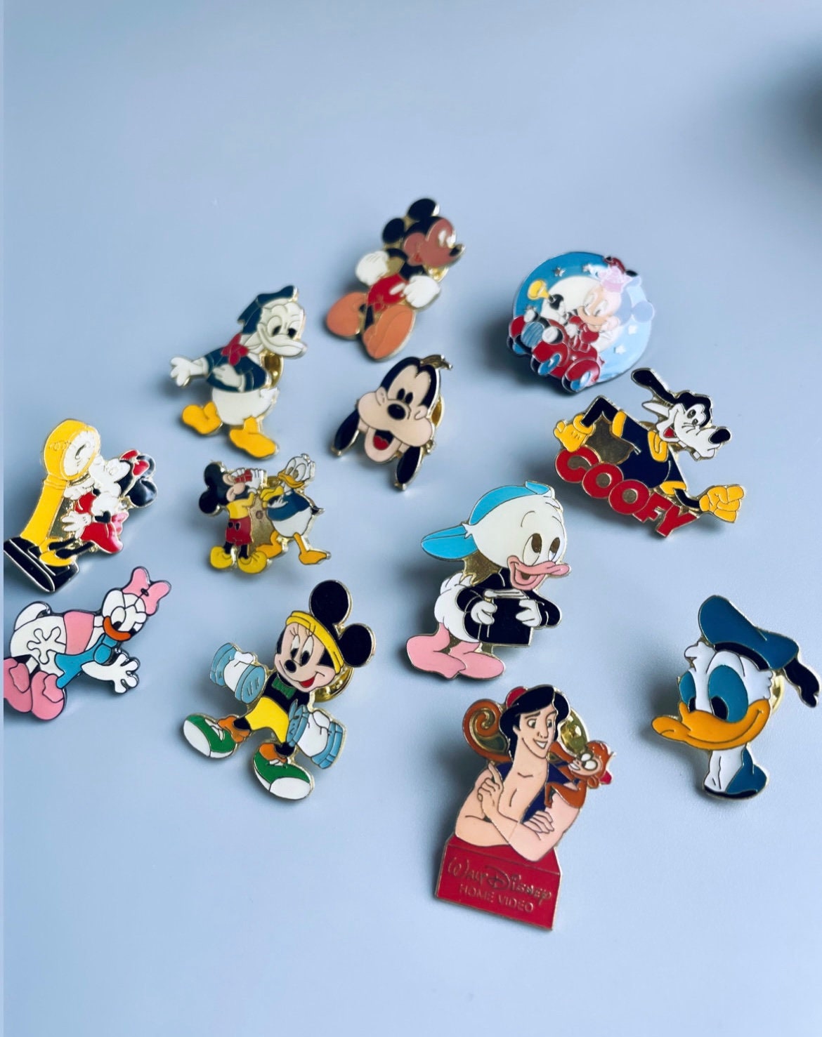 Iron on patches - MICKEY & FRIENDS MICKEY MOUSE Disney - blue - 7x7cm -  Application Embroided badges