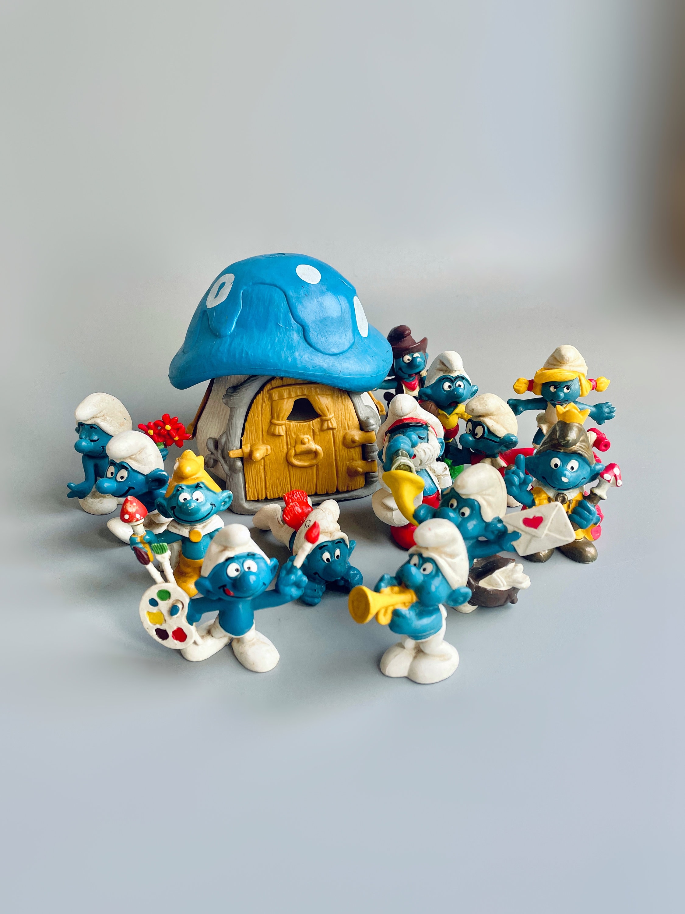 Smurf House - This thing is hidden somewhere in the boxes of toys in a  moldy basement. :( #toys