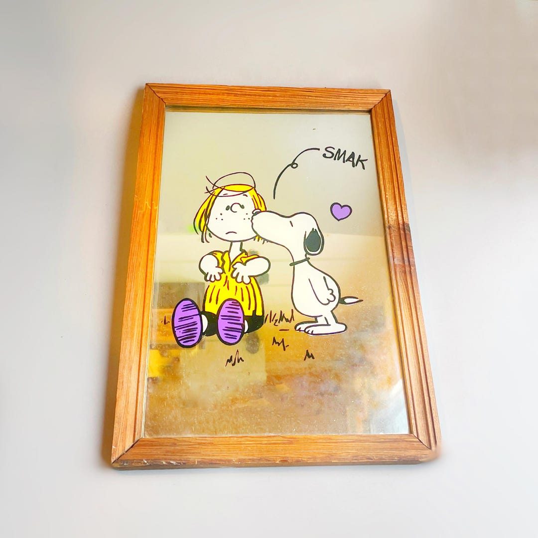 Vintage Snoopy & Peppermint Patty Mirror, Snoopy Kissing SMAK