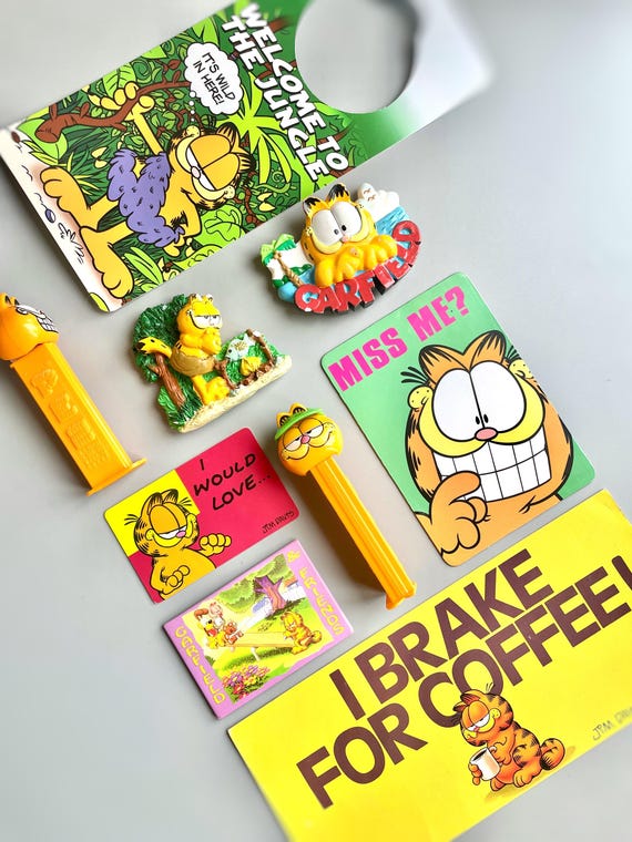 Vintage Garfield Collectibles, CHOOSE YOUR OWN, Retro Garfield Pez