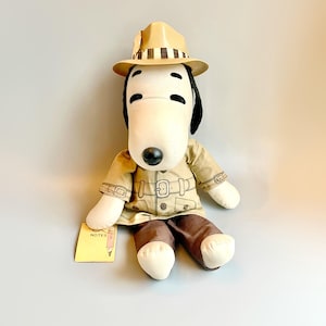 Reporter Snoopy Rag Doll, 70&#39;s Snoopy Peanuts Reporter With Hate & Notes, Great Condition Vintage Snoopy Safari Cloth Doll Snoopy