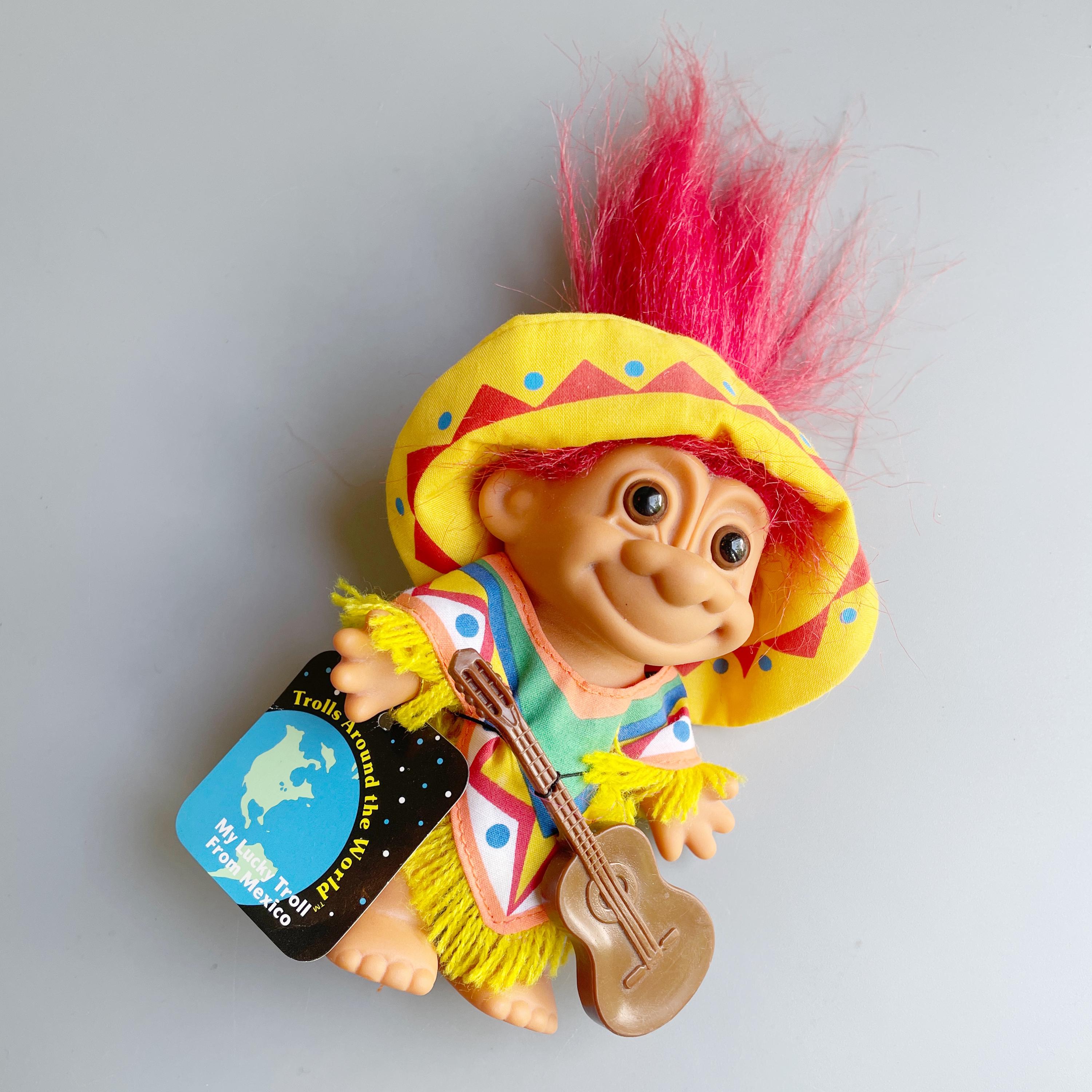 Troll ruso mexicano, Trolls rusos de la vuelta al mundo, Juguetes de los  90, Juguetes de los 80 Sombrero y poncho troll vintage