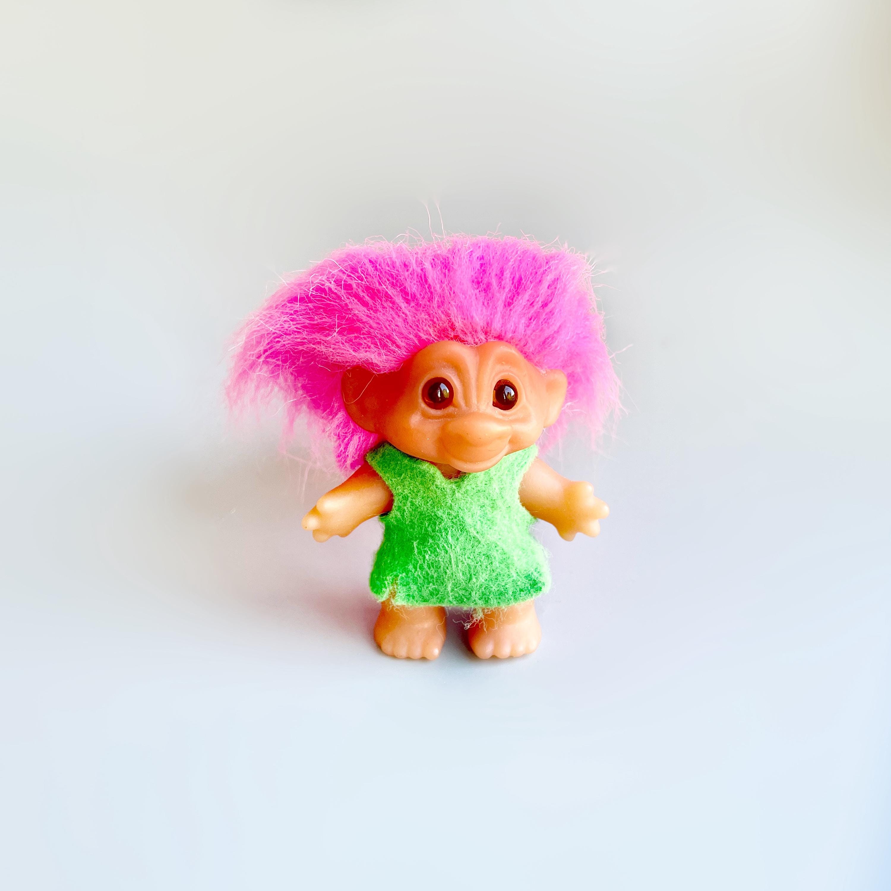 Troll de pelo naranja España