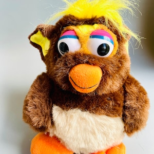 PMS Patamates Furby Plush, Vintage Furby Knock Off, Fakie Furby, Furby Dupe Plush, Big Eyed Brown Yellow Furby Cuddly Toy