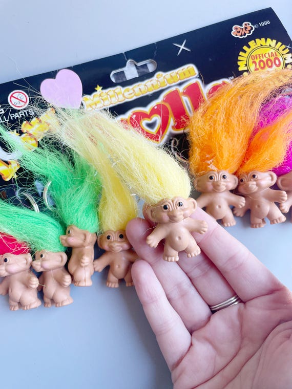 Porte-clés Poupée Troll Années 80 - Design Vintage, Cheveux Longs En Fourrure - Porte-bonheur Rétro 10 Cm - Cadeau Original