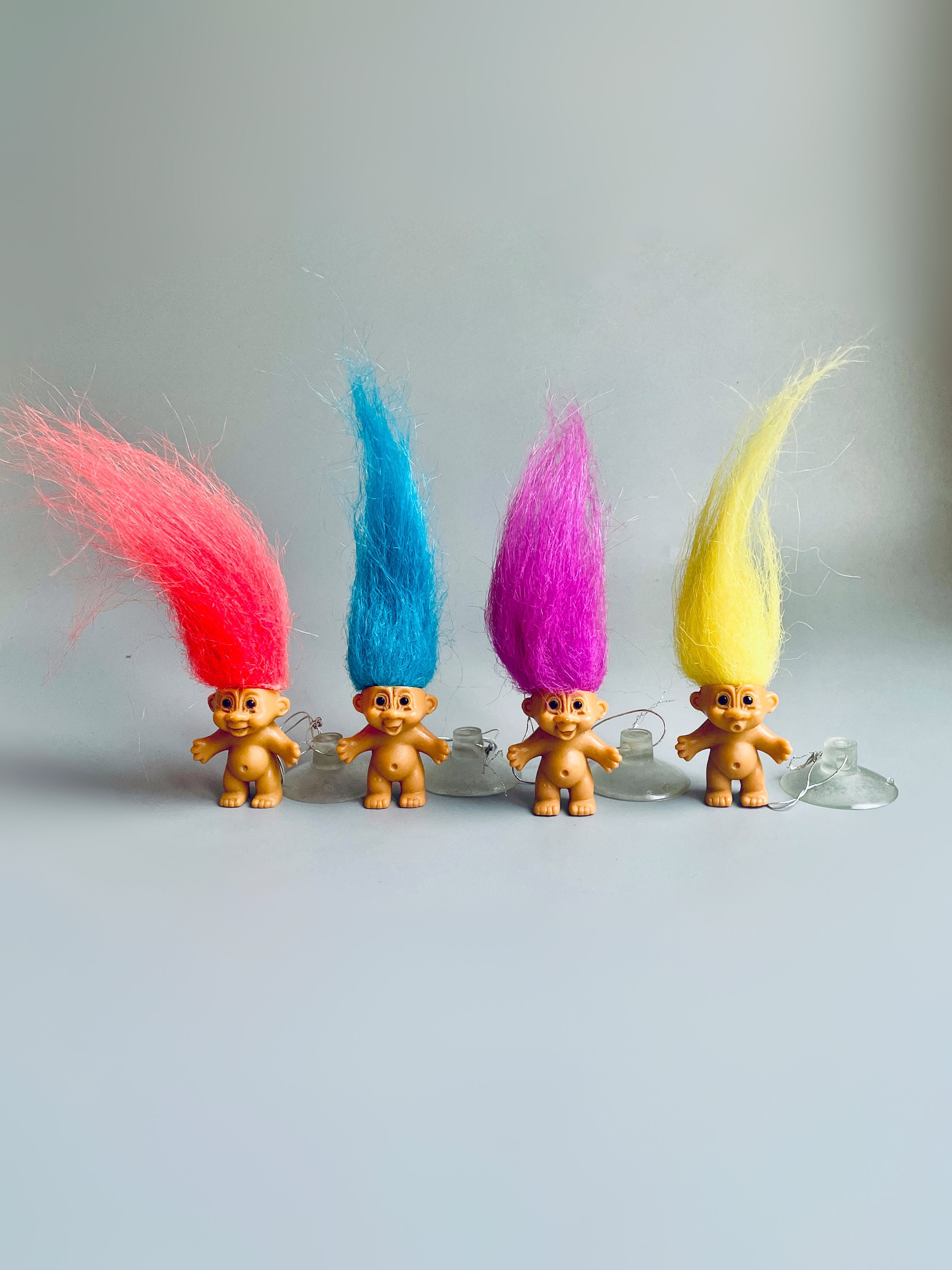 Bundle of 8 Mini Troll Dolls. Mixed Lot of Pencil Tops, Fridge Magnet,  Keyrings, Hair / Wristband & Toy Figures. Retro Collectible Gonks -   Hong Kong