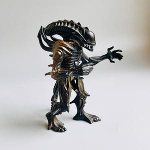 ALIEN Exploding Scorpion Kenner Action Figure, Vintage Alien 1992