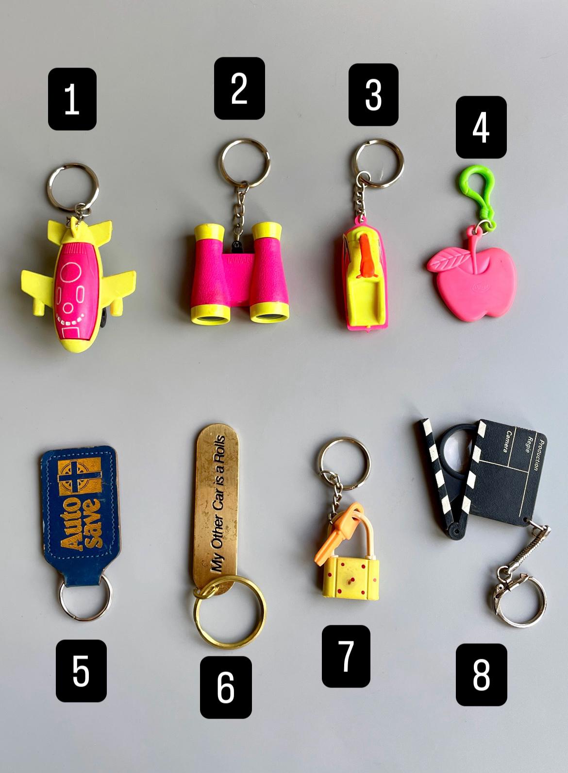 90’s Keychains, CHOOSE YOUR OWN, Nostalgic Keyrings, Souvenir Keychains ...