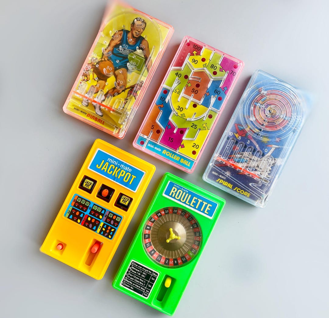 1970年代 昭和レトロ おもちゃ 70 年代のビンテージ ポケット ゲーム、ミニ メイト ブルー ボックス