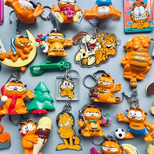Vintage Garfield Keychains, CHOOSE YOUR OWN, Retro Garfield Key Rings, Bully Garfield Collectibles, Odie Dog, Plasticolor Key Pals