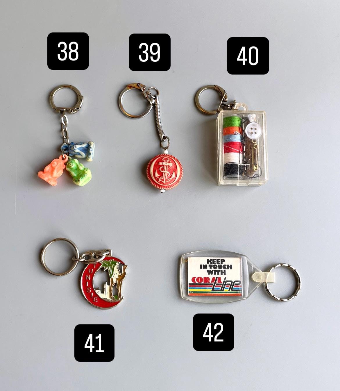 90's Keychains, CHOOSE YOUR OWN, Nostalgic Keyrings, Souvenir