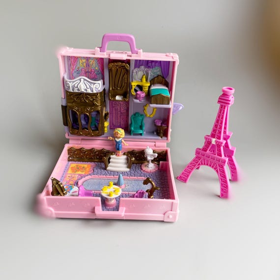 キャラクターグッズ polly pocket  polly in paris Vintage 1996 Bluebird Polly Pocket Polly In Paris Nearly