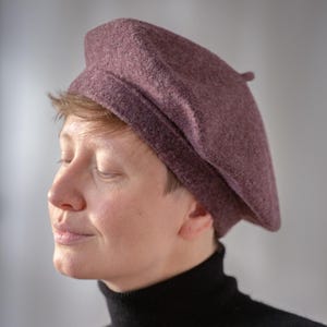 Vintage basker i 100 % ull: ljuslila hatt, fransk stil (storlek M, 59,5 cm, 23,4 tum)