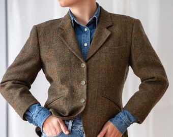 Irish Vintage Pure Wool Tweed Blazer in Brown for Women | Size M | Single Breasted Herringbone Tailored Jacket. Made in Ireland NVS901