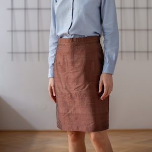 Vintage 100% Silk Pencil Skirt in Brown for Women | Size XS - S | High Waist Miniskirt. Shantung Silk Clothes. Made in England NVS912