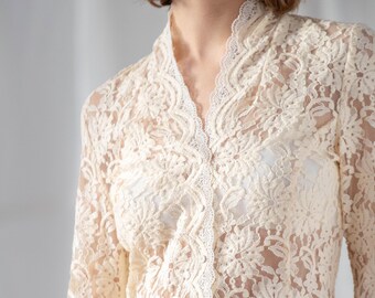 Vintage Floral Lace Bridal Blouse in Cream for Women | Size XS | Cotton Blend Sheer Long Sleeve Buttoned V Neck Top