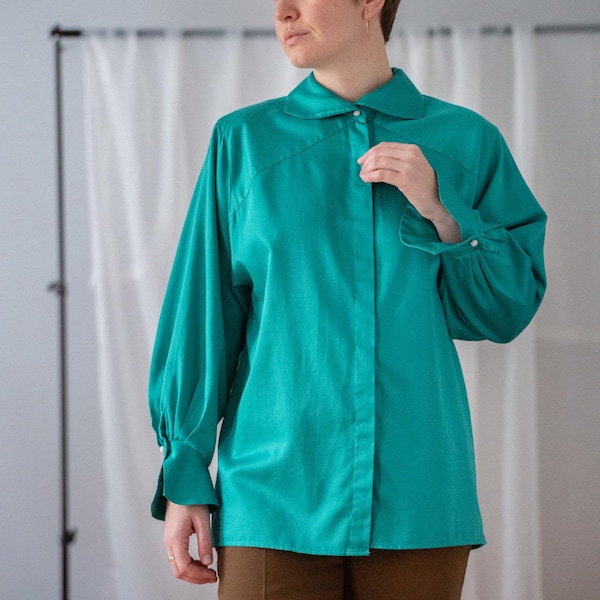 Blusa francesa vintage de algodón: Camisa turquesa de manga larga con puños acampanados (talla M). Renato Nucci / Fabricada en Francia