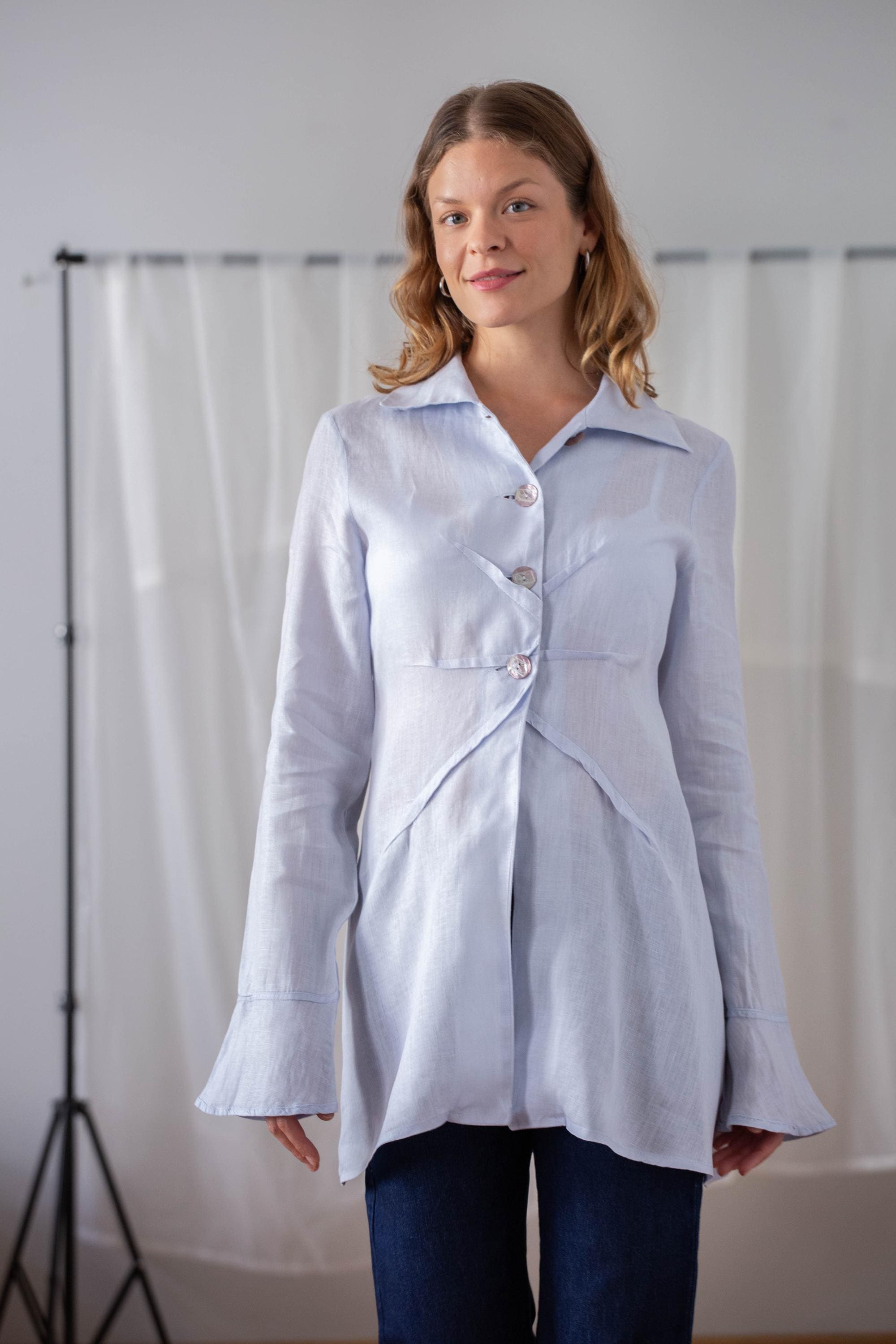 French Vintage 100% Linen Top, Light Blue - Size XS-S, Flared