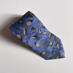 【HERMES〈タグ付き〉】ネクタイ(魚柄) 中古・古着通販】HERMES (エルメス) 魚柄ネクタイ ブルー サイズ