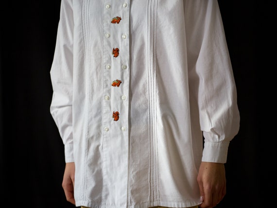 Vintage Folk Cotton Shirt in White with Squirrel … - image 4