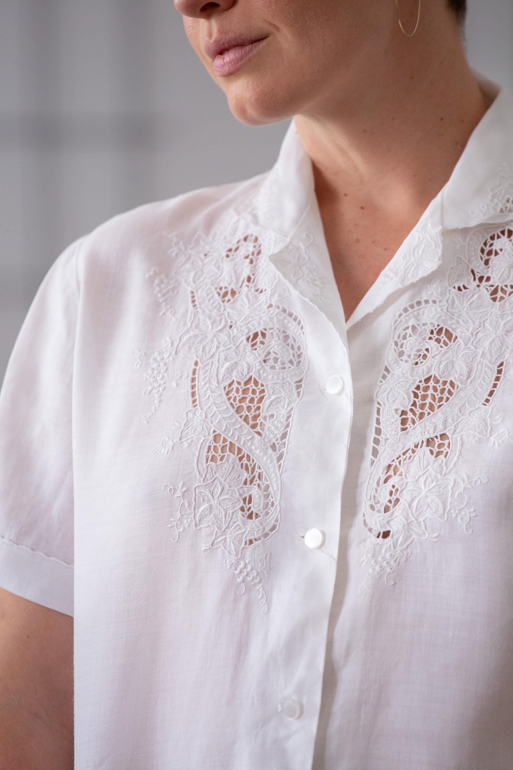 トップス Vintage Tachanmyer love peace&survivaleb Peace Love World Double Gauze Button Front Frayed Hem Shirt