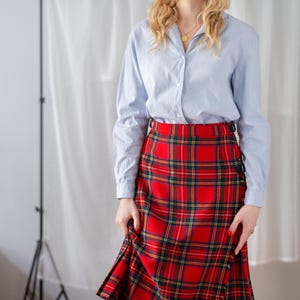 Scottish Vintage Tartan Wool Kilt: Plaid Midi Wrap Skirt in Red for Women (size XS-S), Tailored in Scotland image 7