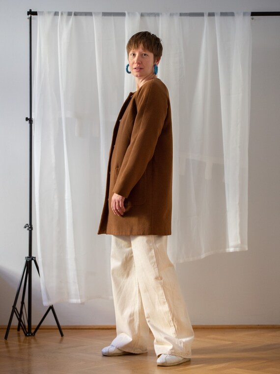 Vintage Soft Wool Coat in Light Brown for Women |… - image 9