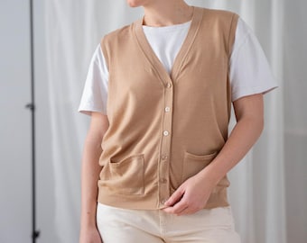 Vintage Wool Sweater Vest: Camel Brown Waistcoat, Buttoned, Fine Knit (M-L)