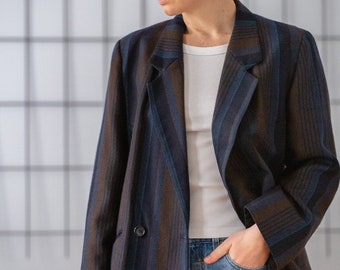Vintage zuivere wollen blazer op maat in marineblauw en bruin voor dames | Maat L | Relaxed fit jack met dubbele rij knopen en verticale strepen NVS990