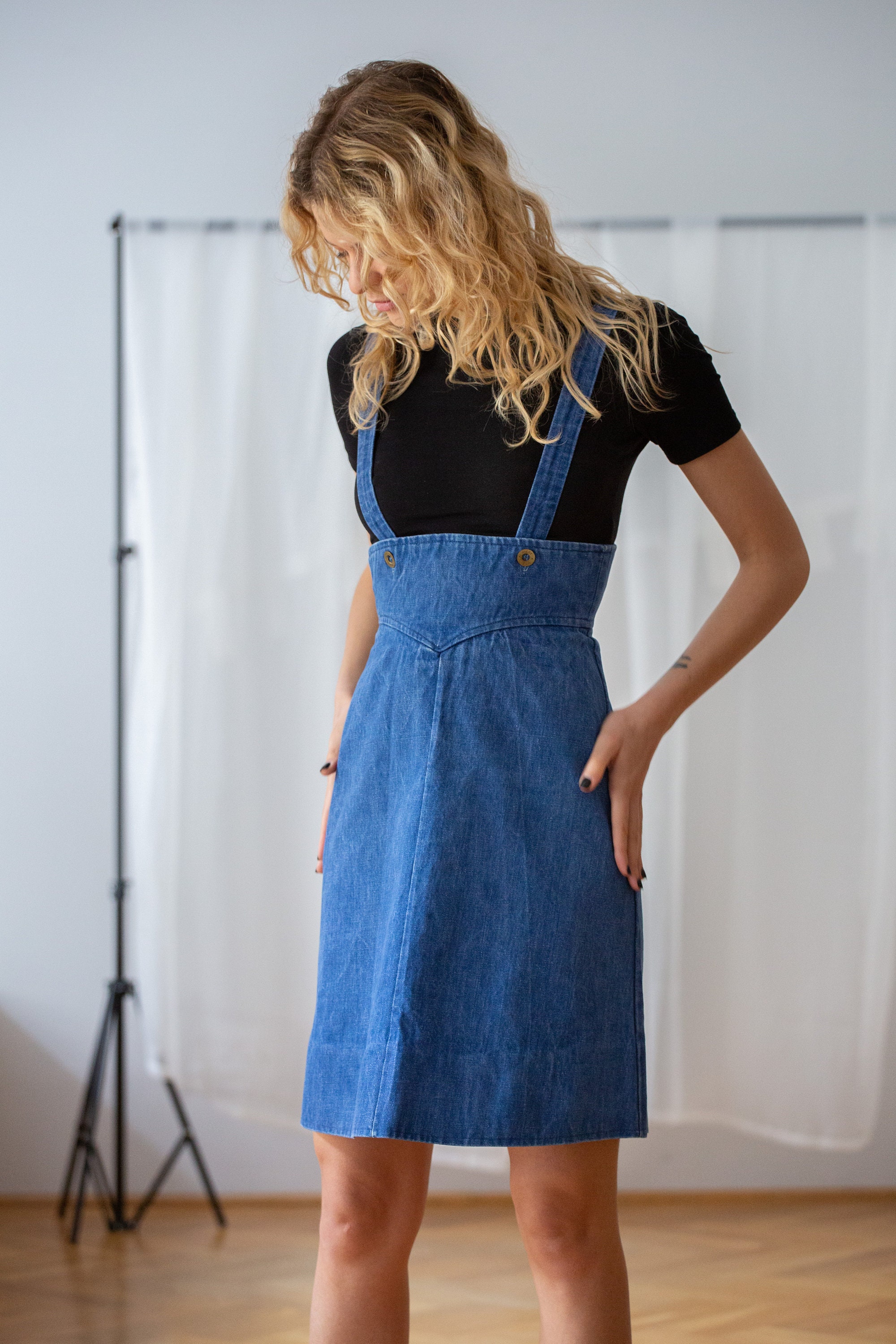 Vintage Denim Pinafore Mini Dress: Blue Cotton A-line Apron