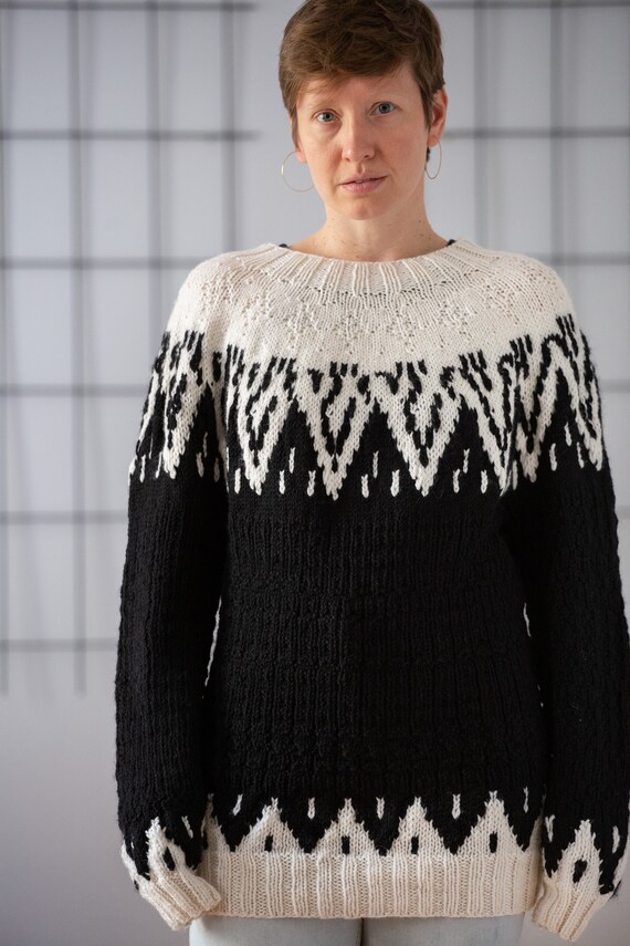 Vintage Wool Knit Fair Isle Sweater in Black & Wh… - image 8