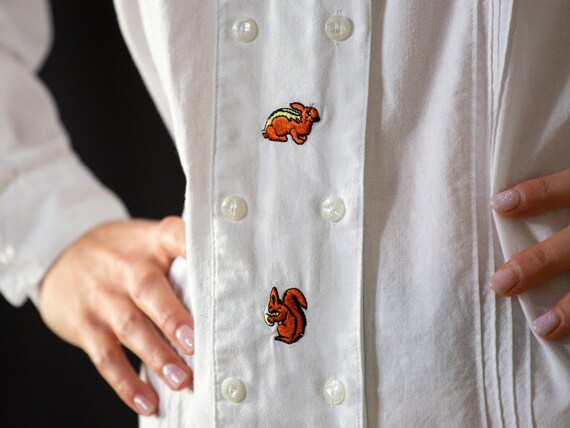 Vintage Folk Cotton Shirt in White with Squirrel … - image 10