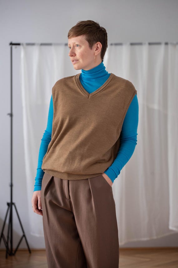 【タグ付新品】Na.e Standard Wool Vest_ Beige Vintage Pure Wool Sweater Vest: Sand Brown Fine Knit, Gender