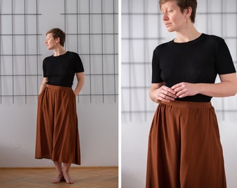 vintage jupe midi 100 % soie en Marron Moyen pour femme | Taille S | Jupe longue évasée évasée avec poches et plis sur le devant NVS1017