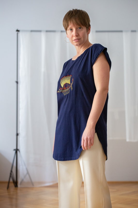 Vintage 100% Cotton Top in Navy Blue With Boat Embroidery