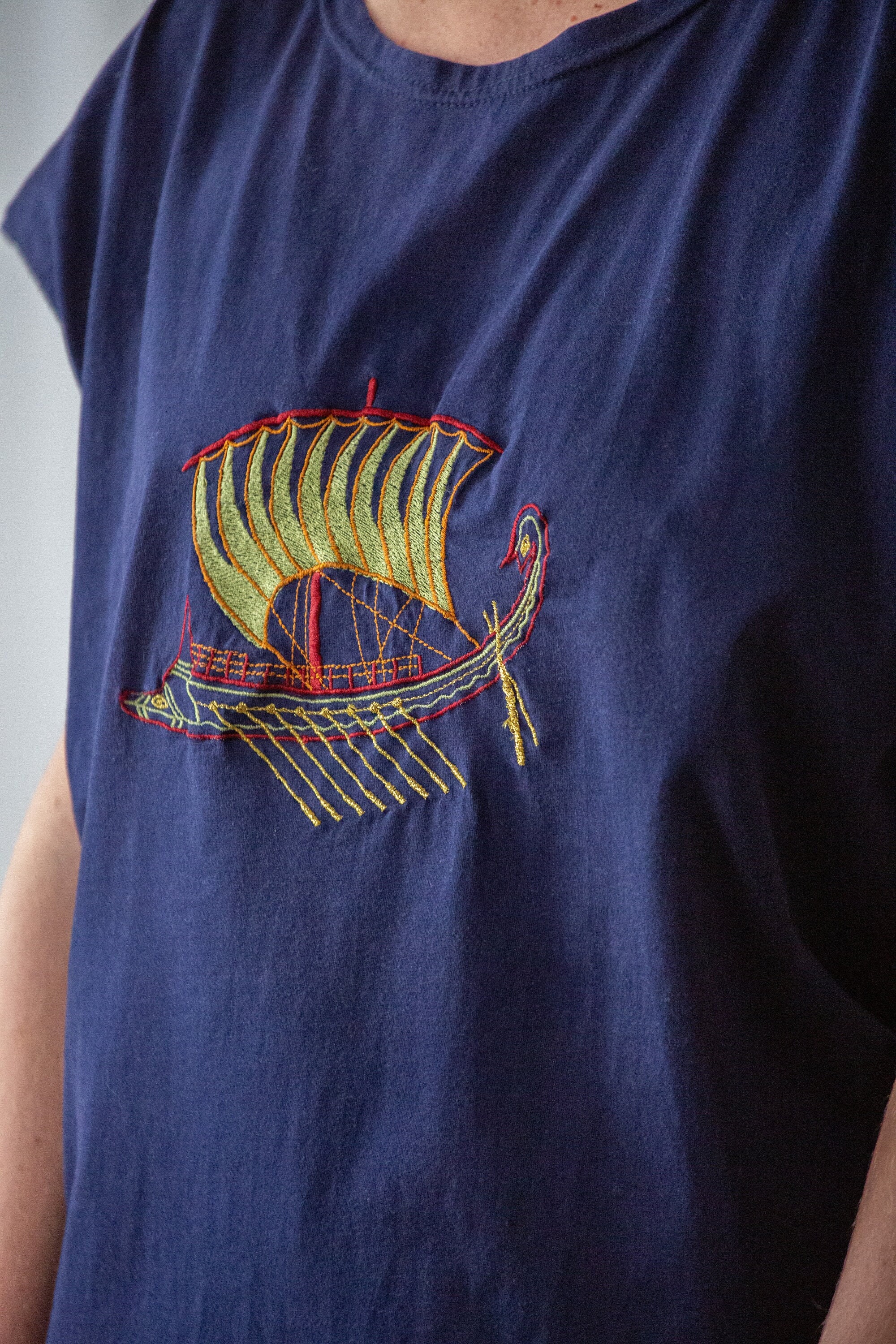 Vintage Cotton Top: Navy Blue Boat Embroidery, Size S-M - Etsy
