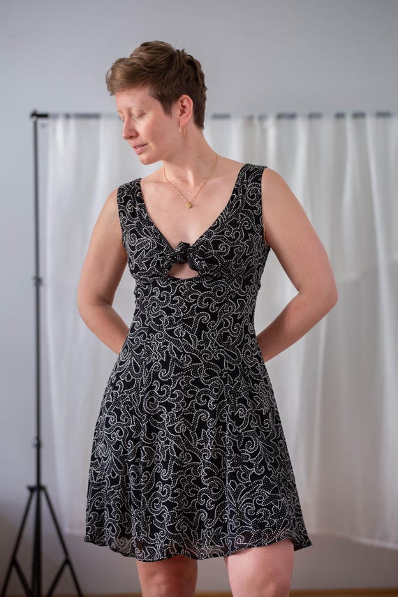 Vintage Viscose Mini Dress in Black With Tie Front for Women | Size S / EU  36 | Abstract Print Flared Short Sleeveless Summer Dress - Etsy